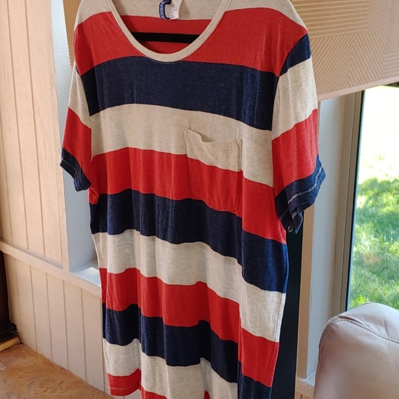 Tee H & M - Picture 3 of 3